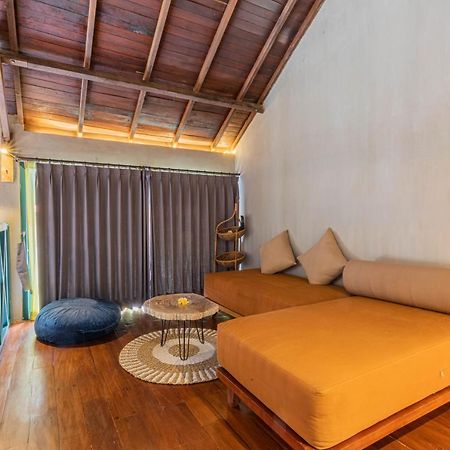 The Reward Villas Kerobokan スミニャック エクステリア 写真