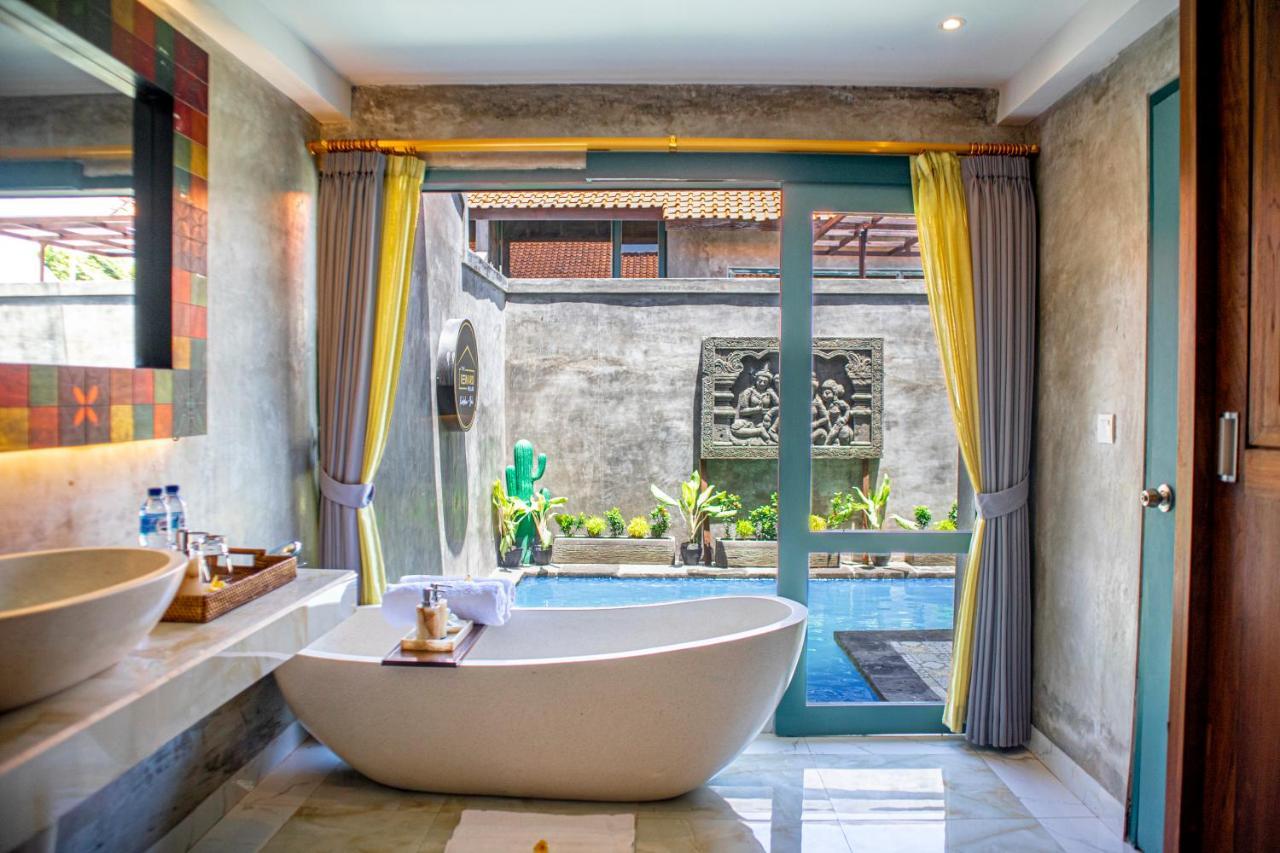 The Reward Villas Kerobokan スミニャック エクステリア 写真